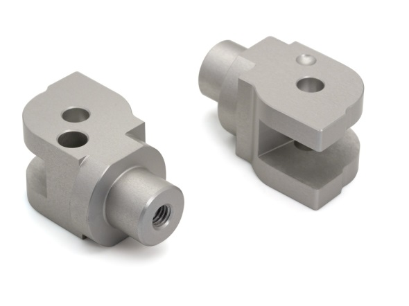 Barracuda voetsteun adapter set voorzijde Ducati