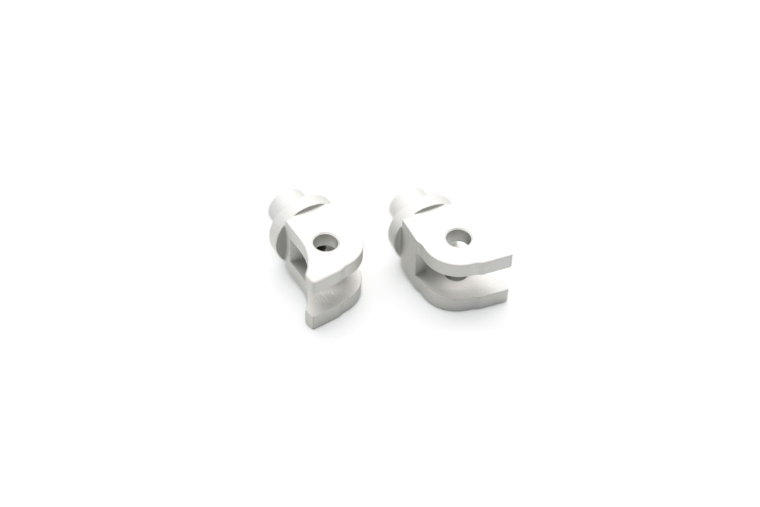 Barracuda voetsteun adapter 2 stuks voor- en achterzijde Husqvarna 701 Svartpilen en Vitpilen