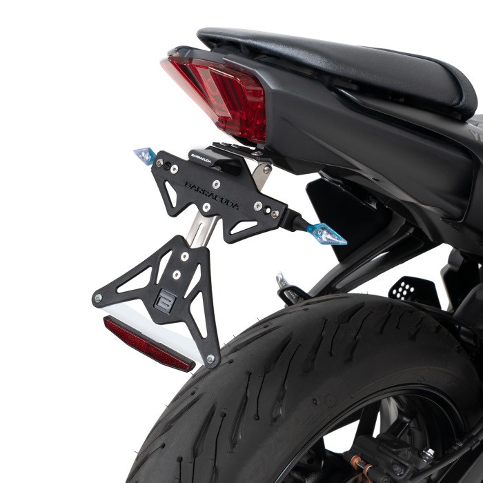Barracuda nummerplaat set zijkant MT07 vanaf 2021