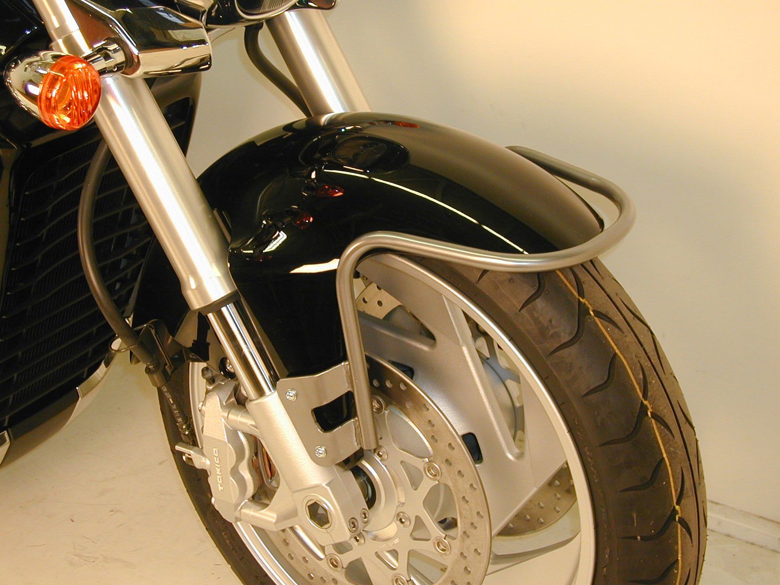 Hepco & Becker Spatbordbescherming chroom voor Suzuki M1800R Intruder vanaf 2006