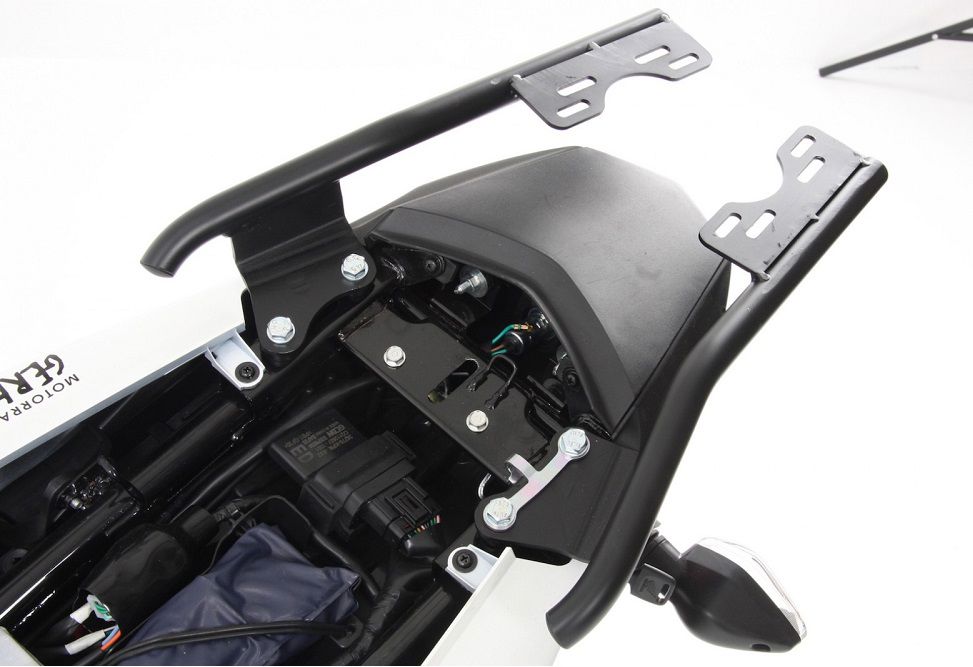 Hepco&Becker Topdrager Alurack zwart voor Honda CB125F vanaf 2015 tot 2020