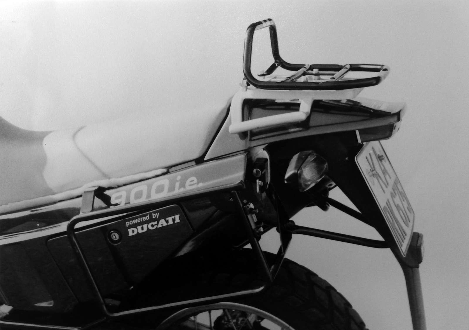 Hepco&Becker Topdrager zwart voor Cagiva ELEFANT 750 i.e./ GT/ AC vanaf 1994 tot 1996/ ELEFANT 950 i.e./ GT vanaf 1993 tot 1997