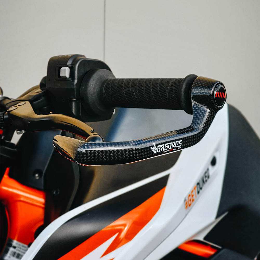 Bagoros Carbon Koppelings Hevel Protectie LEO Voor Diverse Modellen KTM / Husqvarna / Yamaha