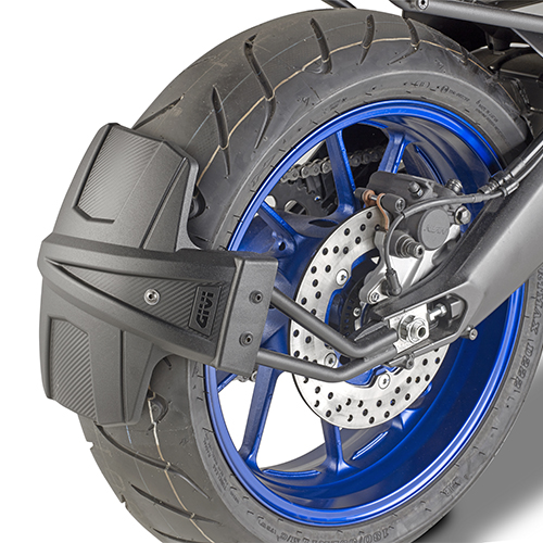 Givi RM2139KIT Voor Montage Givi RM02 Spatbord Yamaha Tracer 900 / GT 2018-2020